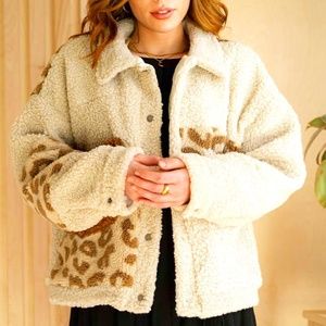 Three Bird Nest S Small Wild Side Leopard Patch Snap Button Teddy Jacket
